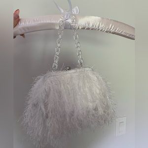 Bridal White Fuzzy Clutch Bag